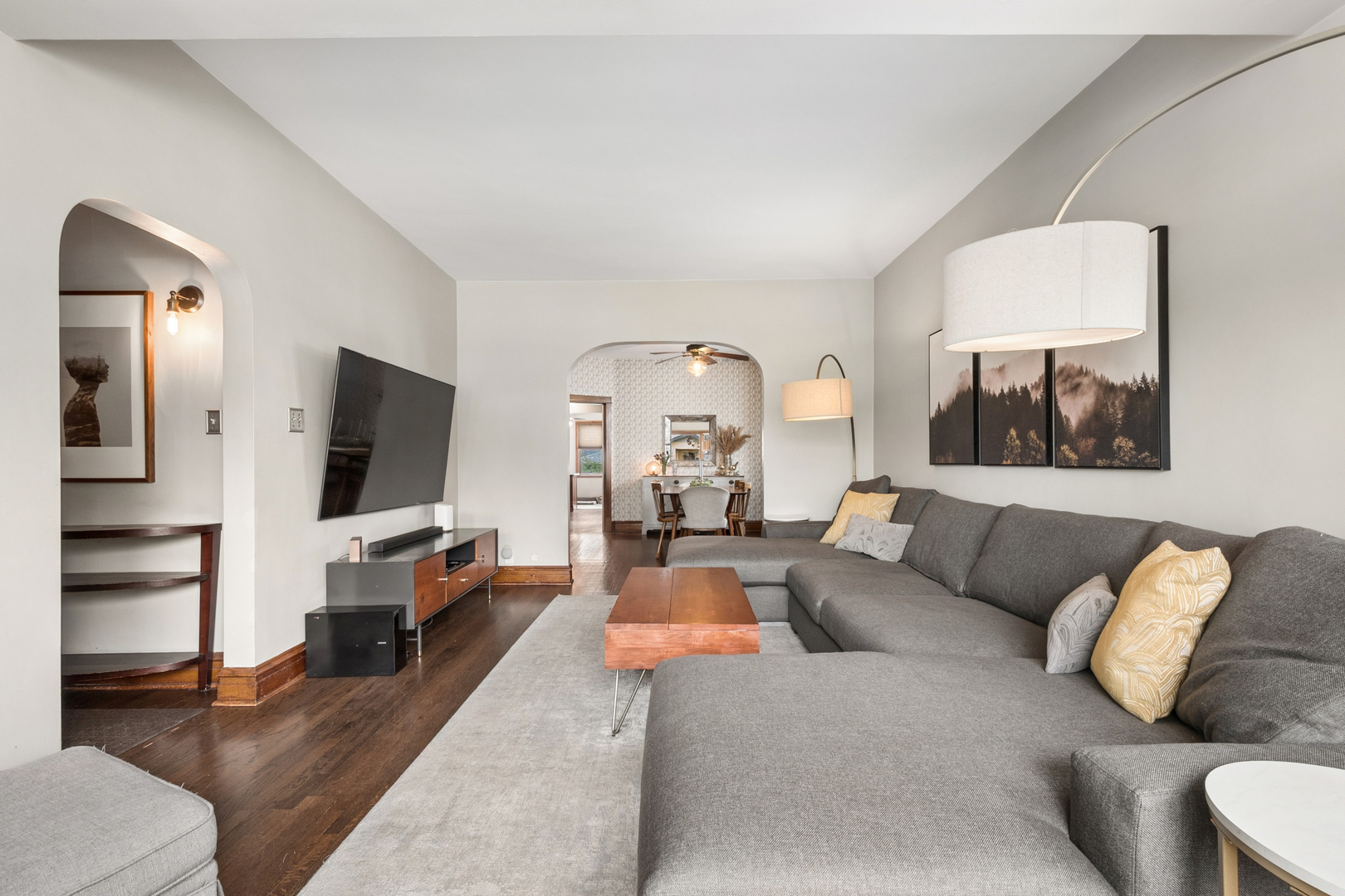 5339 W Berenice Avenue
