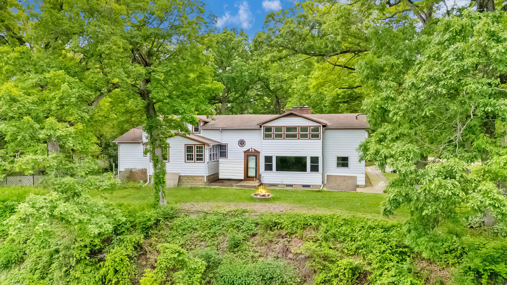 9343 Shady Lane