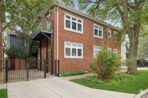 Photo of 2152 N Campbell Avenue #R2, Chicago, IL 60647 (MLS # 12737014)