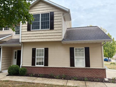 Photo of 204 Tulip Drive, Mackinaw, IL 61755 (MLS # 12498140) Photo of 204 Tulip Drive, Mackinaw, IL 61755 (MLS # 12498140)