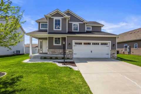 Photo of 3911 Obsidian Drive, Champaign, IL 61822 (MLS # 12616264)