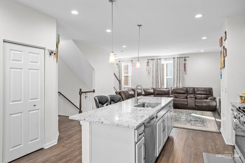 Tiny photo for 4203 Calder Lane #4203, Aurora, IL 60504 (MLS # 12551300)