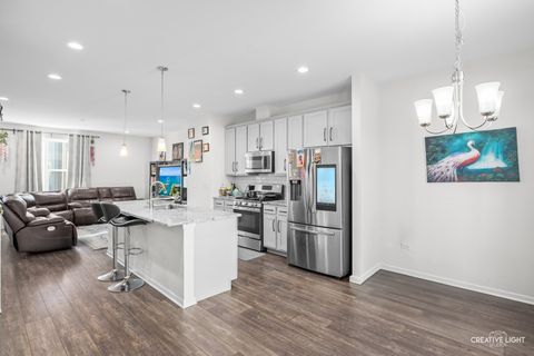 Tiny photo for 4203 Calder Lane #4203, Aurora, IL 60504 (MLS # 12551300)