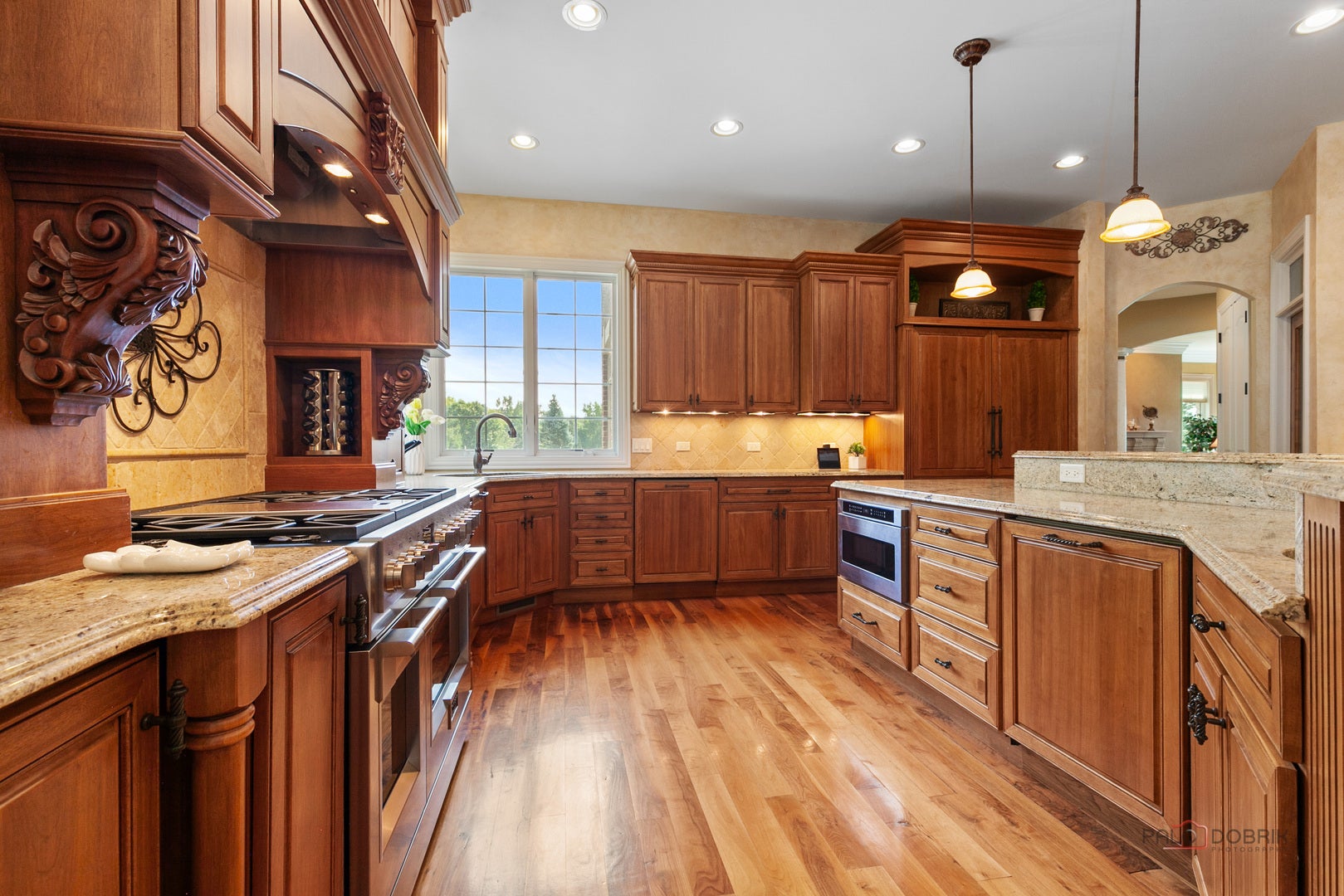 4508 FARMINGTON Lane