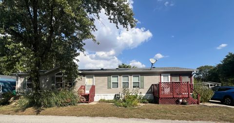28 DORAL Street Minooka IL 60447