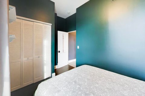 Tiny photo for 941 W Altgeld Street, Chicago, IL 60614 (MLS # 12609417)