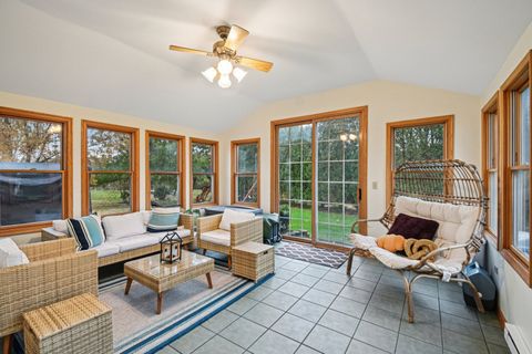 Tiny photo for 14355 Spring Meadow Court, Libertyville, IL 60048 (MLS # 12516778)