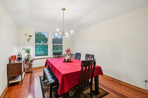 Tiny photo for 14355 Spring Meadow Court, Libertyville, IL 60048 (MLS # 12516778)