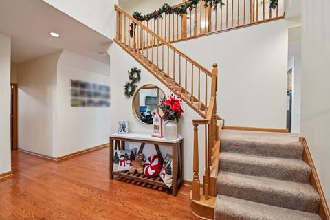 Tiny photo for 14355 Spring Meadow Court, Libertyville, IL 60048 (MLS # 12516778)