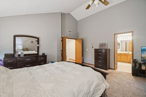 Tiny photo for 14355 Spring Meadow Court, Libertyville, IL 60048 (MLS # 12516778)