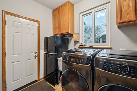 Tiny photo for 14355 Spring Meadow Court, Libertyville, IL 60048 (MLS # 12516778)