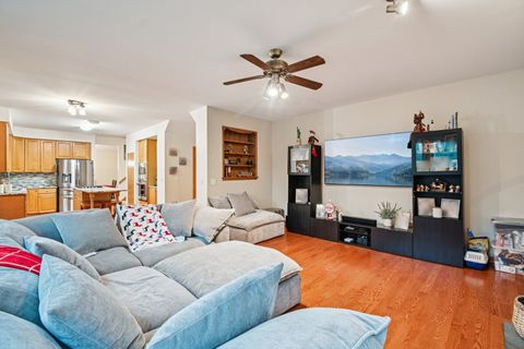 Tiny photo for 14355 Spring Meadow Court, Libertyville, IL 60048 (MLS # 12516778)