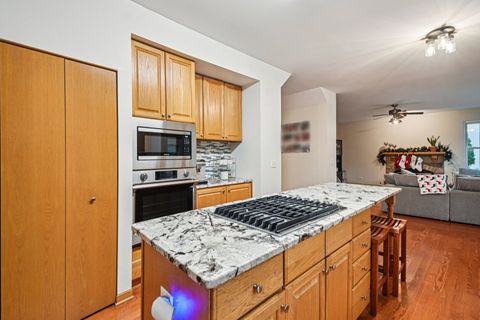 Tiny photo for 14355 Spring Meadow Court, Libertyville, IL 60048 (MLS # 12516778)