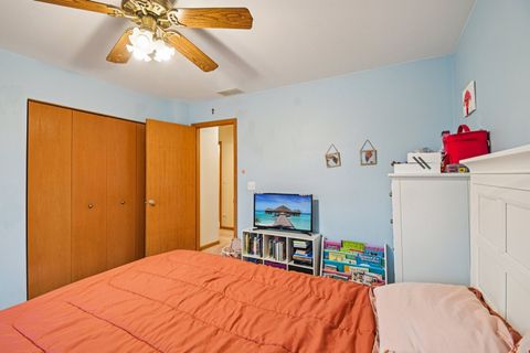 Tiny photo for 14355 Spring Meadow Court, Libertyville, IL 60048 (MLS # 12516778)