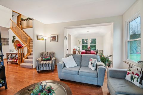 Tiny photo for 14355 Spring Meadow Court, Libertyville, IL 60048 (MLS # 12516778)