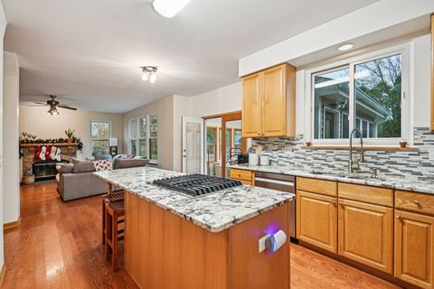 Tiny photo for 14355 Spring Meadow Court, Libertyville, IL 60048 (MLS # 12516778)