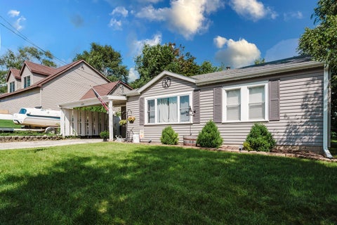 Photo of 109 Hilldale Road, Fox Lake, IL 60020 (MLS # 12736693)