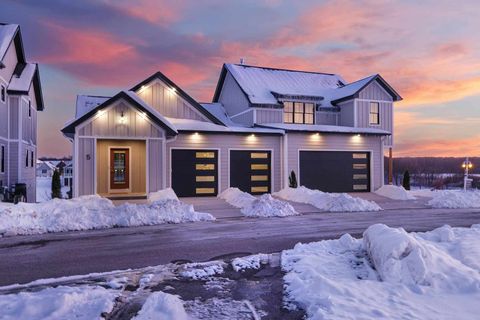 Photo of 5 Beech Tree Place, Ottawa, IL 61350 (MLS # 12529599)