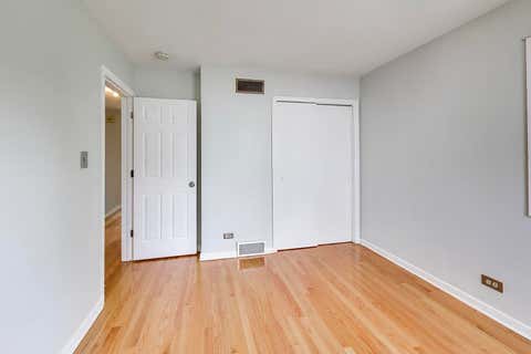 Tiny photo for 5455 S Catherine Avenue, Countryside, IL 60525 (MLS # 12665873)
