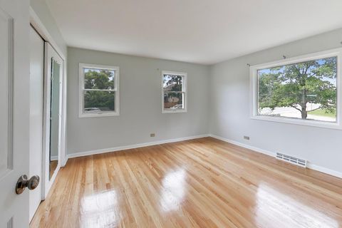 Tiny photo for 5455 S Catherine Avenue, Countryside, IL 60525 (MLS # 12665873)