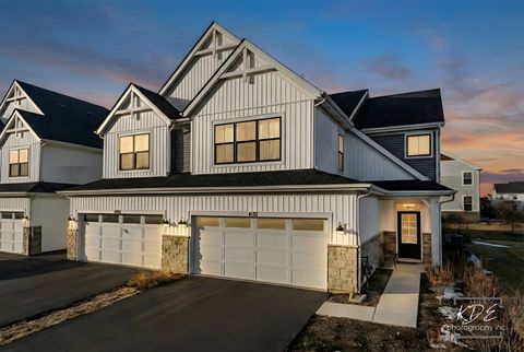 Tiny photo for 4122 Chelsea Manor Circle, Aurora, IL 60504 (MLS # 12589316)