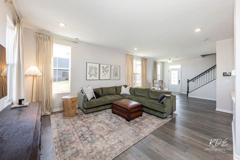 Tiny photo for 4122 Chelsea Manor Circle, Aurora, IL 60504 (MLS # 12589316)