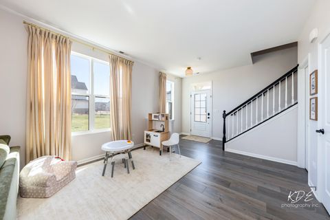 Tiny photo for 4122 Chelsea Manor Circle, Aurora, IL 60504 (MLS # 12589316)