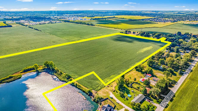 5102 W Trautlake Drive