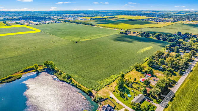 5102 W Trautlake Drive