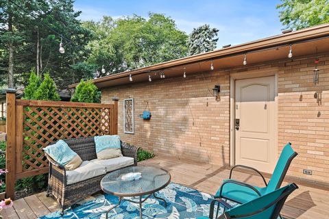 Tiny photo for 587 N Clifton Avenue, Elgin, IL 60123 (MLS # 12469219)