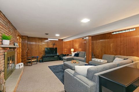 Tiny photo for 587 N Clifton Avenue, Elgin, IL 60123 (MLS # 12469219)
