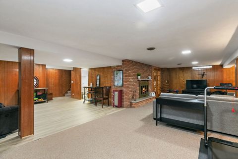 Tiny photo for 587 N Clifton Avenue, Elgin, IL 60123 (MLS # 12469219)