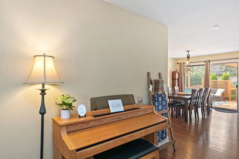 Tiny photo for 587 N Clifton Avenue, Elgin, IL 60123 (MLS # 12469219)