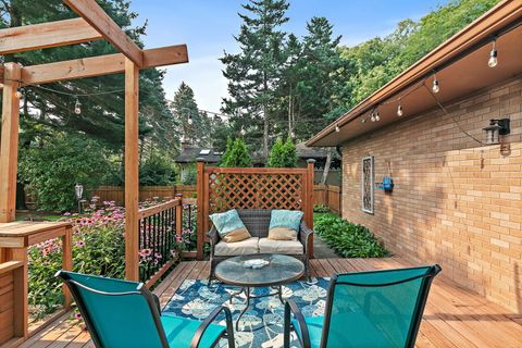 Tiny photo for 587 N Clifton Avenue, Elgin, IL 60123 (MLS # 12469219)