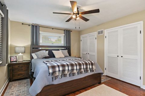Tiny photo for 587 N Clifton Avenue, Elgin, IL 60123 (MLS # 12469219)