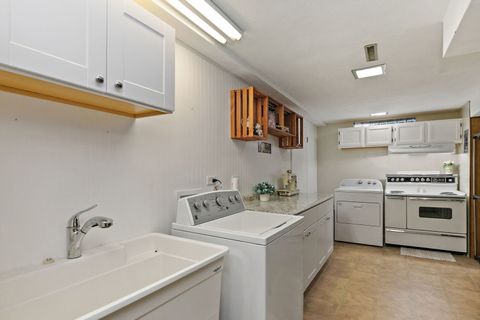 Tiny photo for 587 N Clifton Avenue, Elgin, IL 60123 (MLS # 12469219)