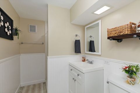 Tiny photo for 587 N Clifton Avenue, Elgin, IL 60123 (MLS # 12469219)