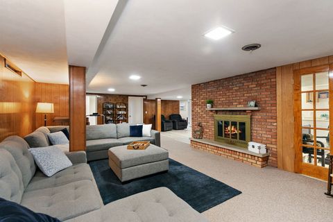 Tiny photo for 587 N Clifton Avenue, Elgin, IL 60123 (MLS # 12469219)