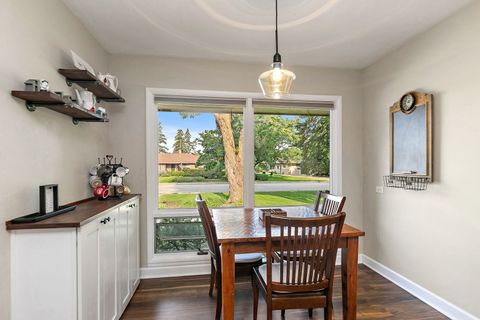 Tiny photo for 587 N Clifton Avenue, Elgin, IL 60123 (MLS # 12469219)