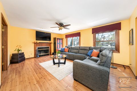 Tiny photo for 1117 Jefferson Avenue, Downers Grove, IL 60516 (MLS # 12613995)