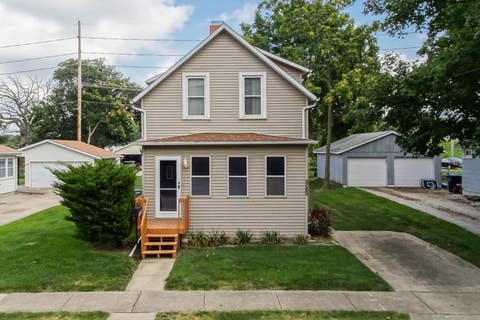 Photo of 1317 N Allin Street, Bloomington, IL 61701 (MLS # 12728863)