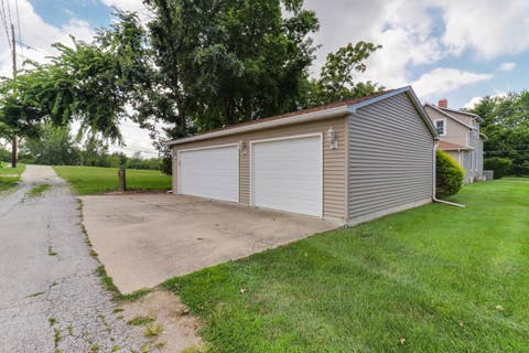 Tiny photo for 1317 N Allin Street, Bloomington, IL 61701 (MLS # 12728863)