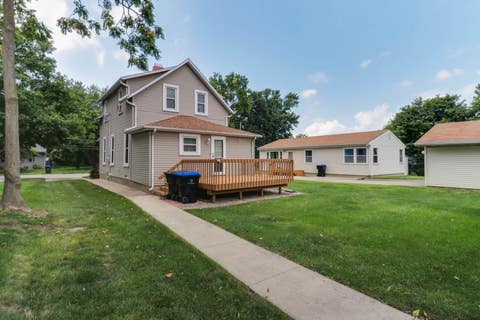 Tiny photo for 1317 N Allin Street, Bloomington, IL 61701 (MLS # 12728863)