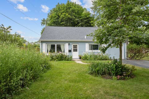 Photo of 1002 Ridge Road, Highland Park, IL 60035 (MLS # 12715557)