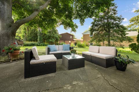 Tiny photo for 1002 Ridge Road, Highland Park, IL 60035 (MLS # 12715557)