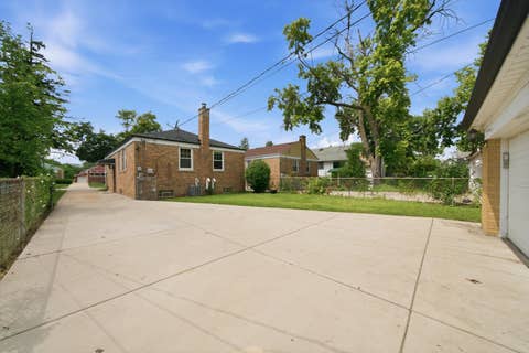 Tiny photo for 1827 S 23rd Avenue, Maywood, IL 60153 (MLS # 12708487)