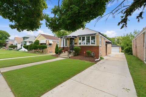 Tiny photo for 1827 S 23rd Avenue, Maywood, IL 60153 (MLS # 12708487)