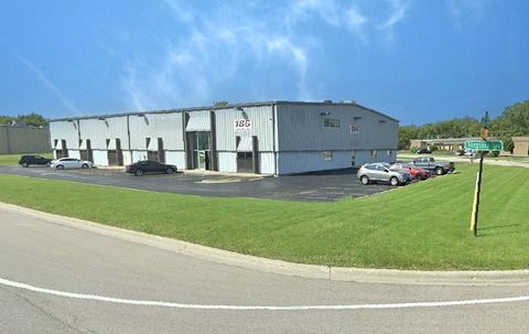 186 S Virginia Road Crystal Lake IL 60014