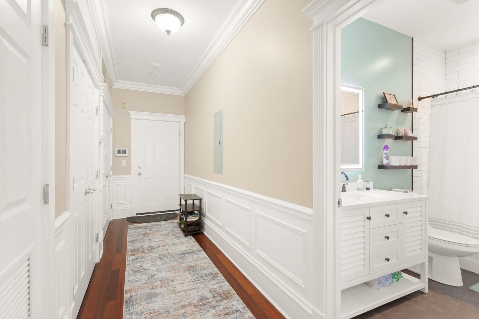 2222 W Belmont Avenue 203