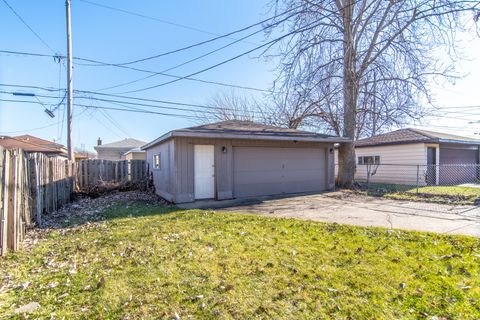 A home in Calumet City